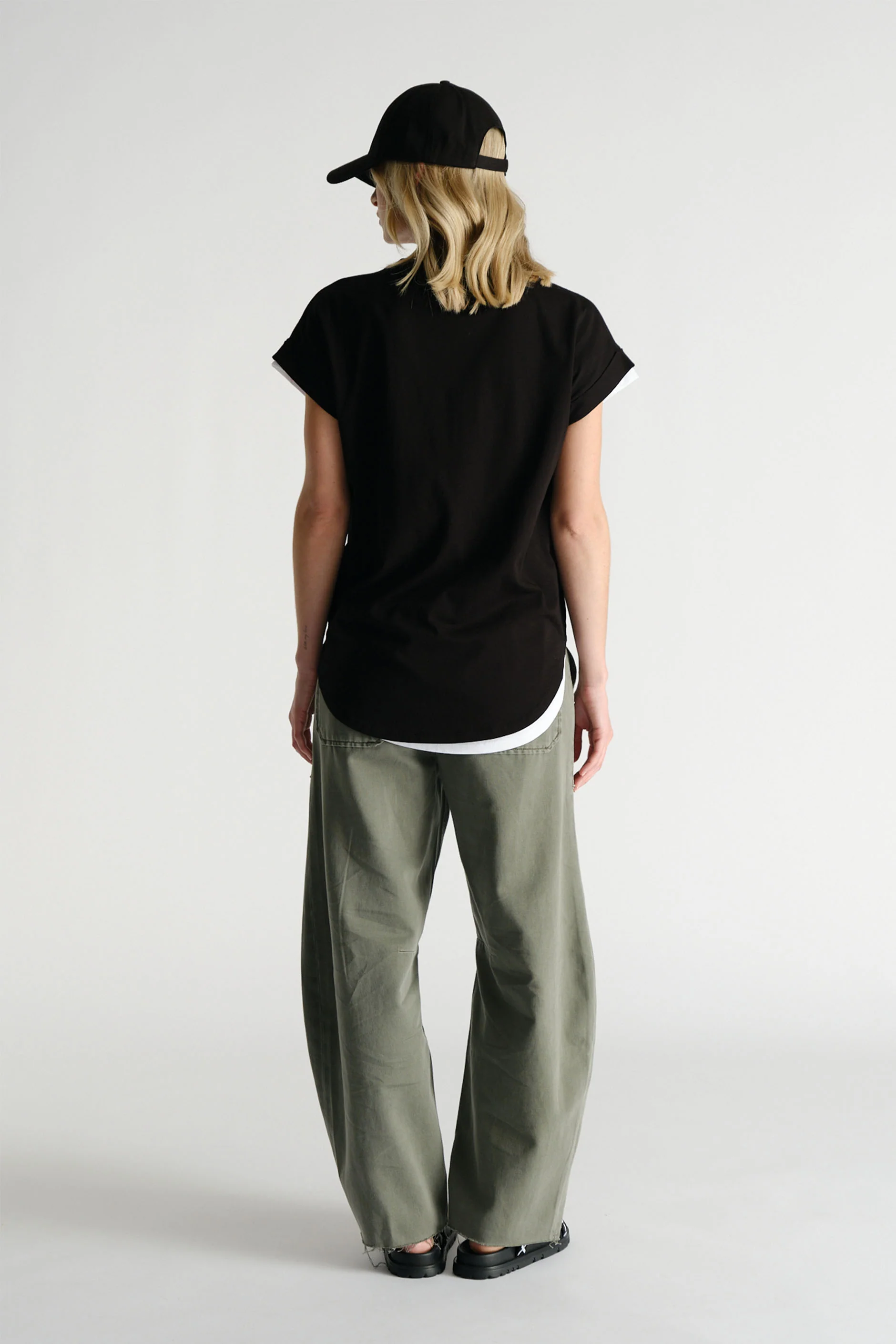 D-Luxe Collegiate Tonal Tee - Image 3