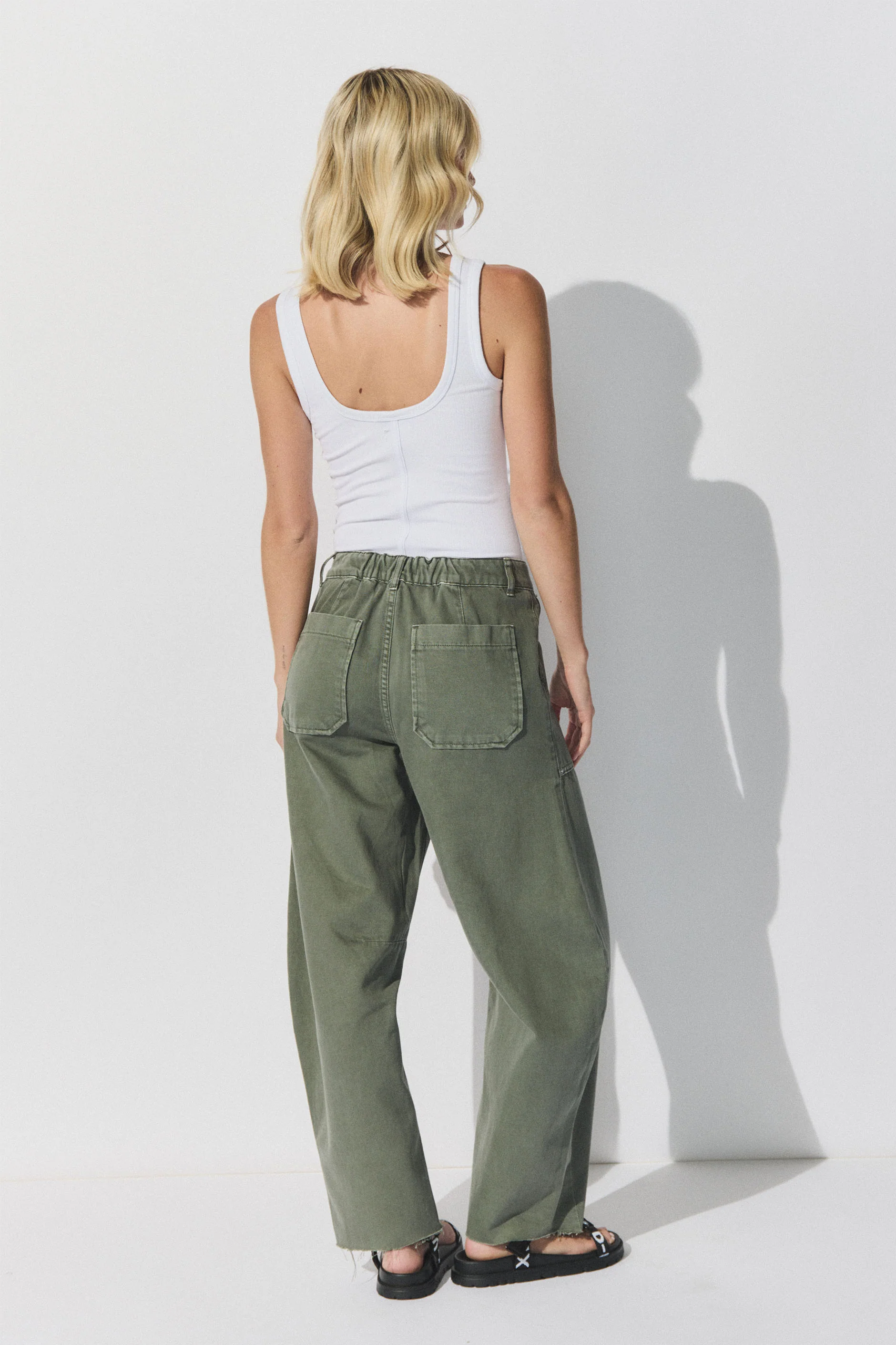 D-Luxe Horseshoe Jean - Image 3