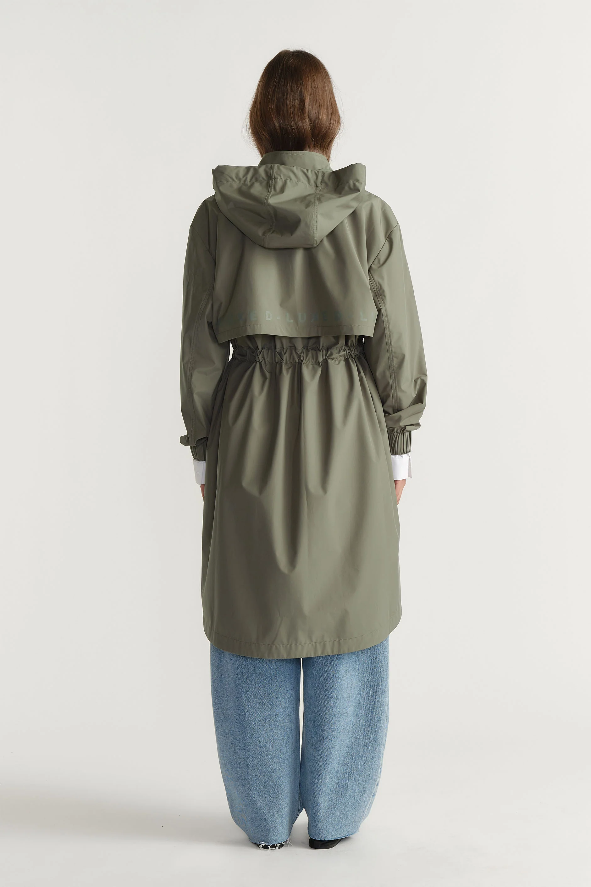 D-Luxe Rain Jacket - Image 3