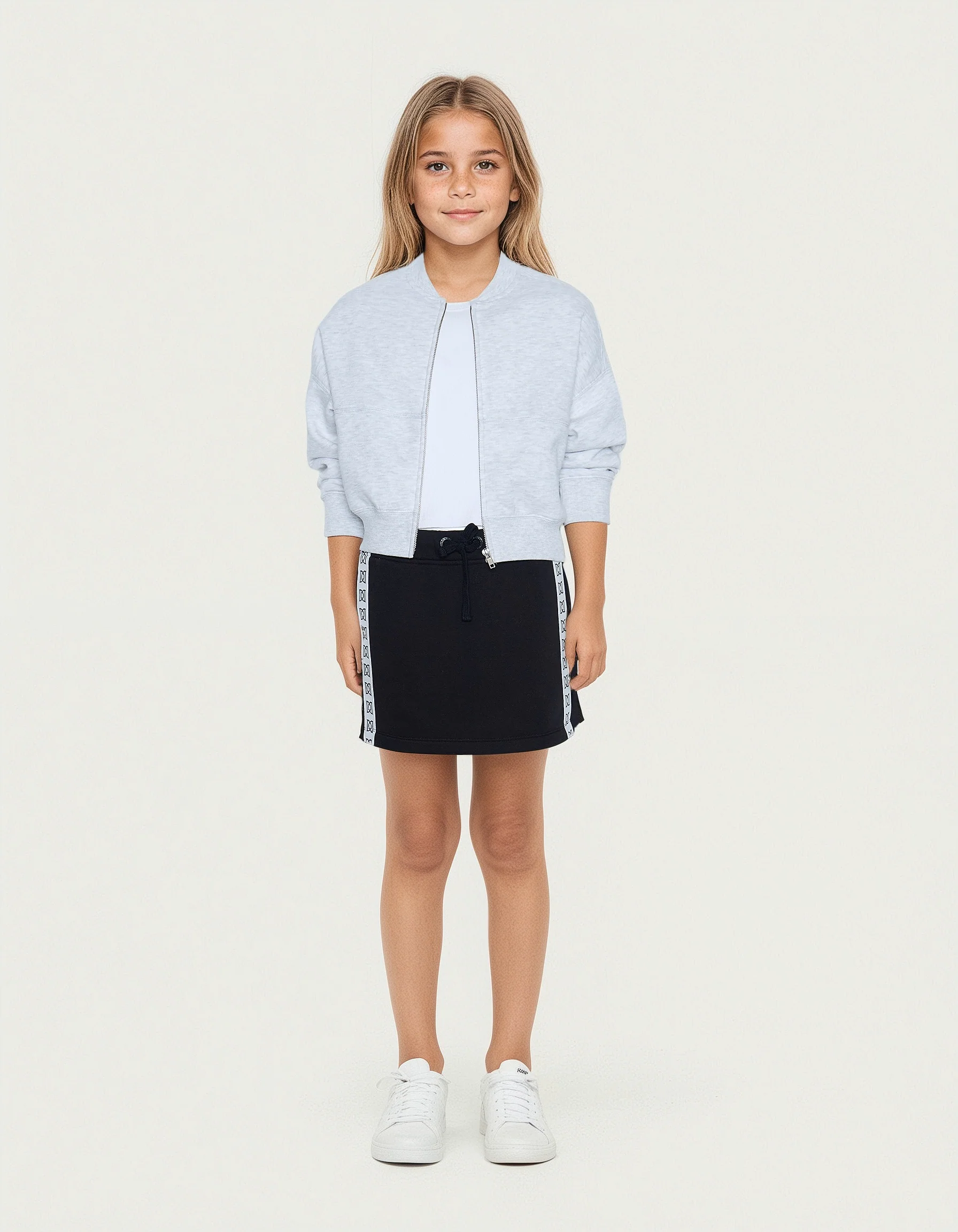 Girls Decjuba Pull On Skirt - Image 3