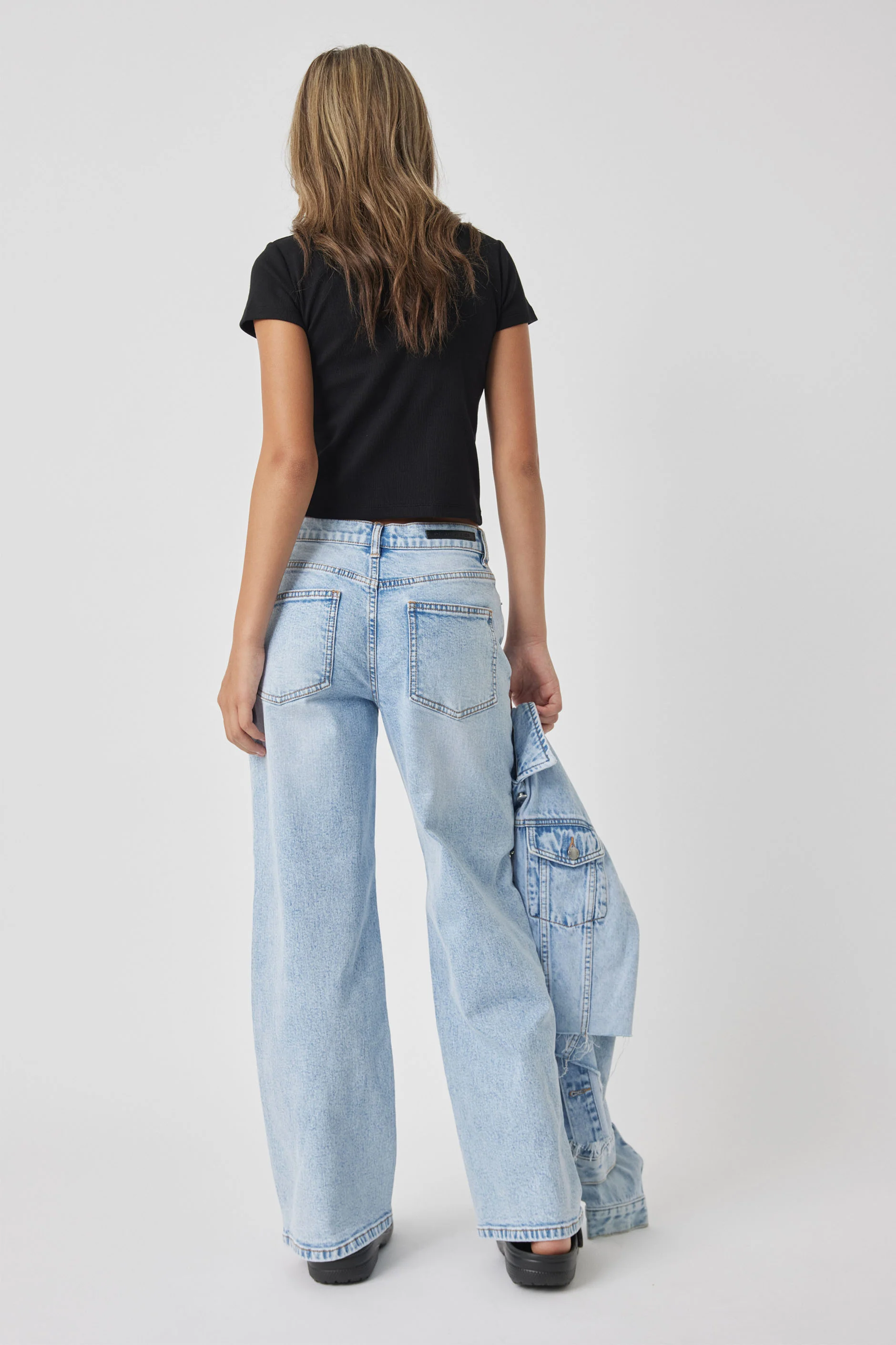 Girls Harper Crop Tee - Image 4