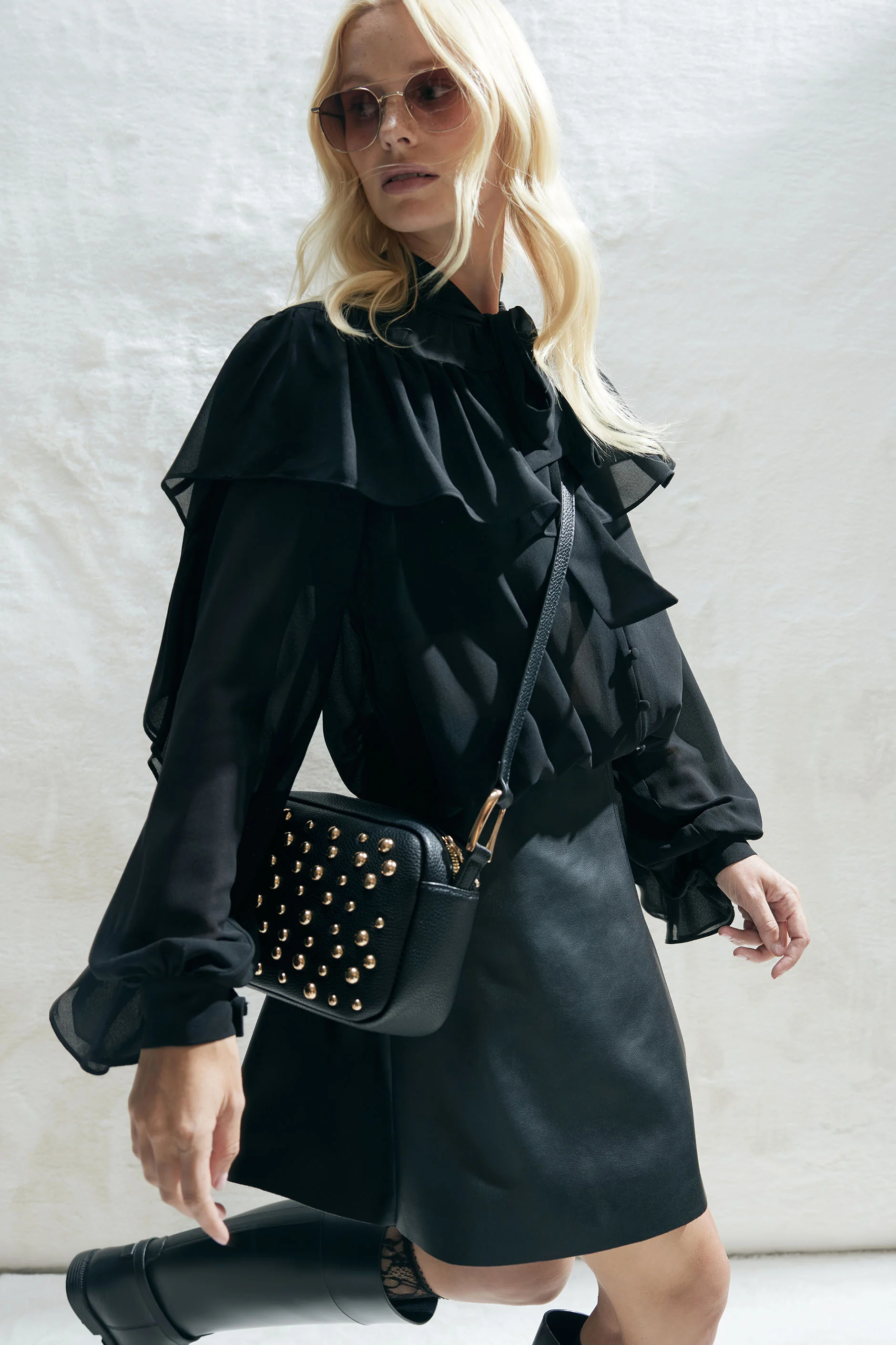 Ivy Studded Camera Bag - Image 4