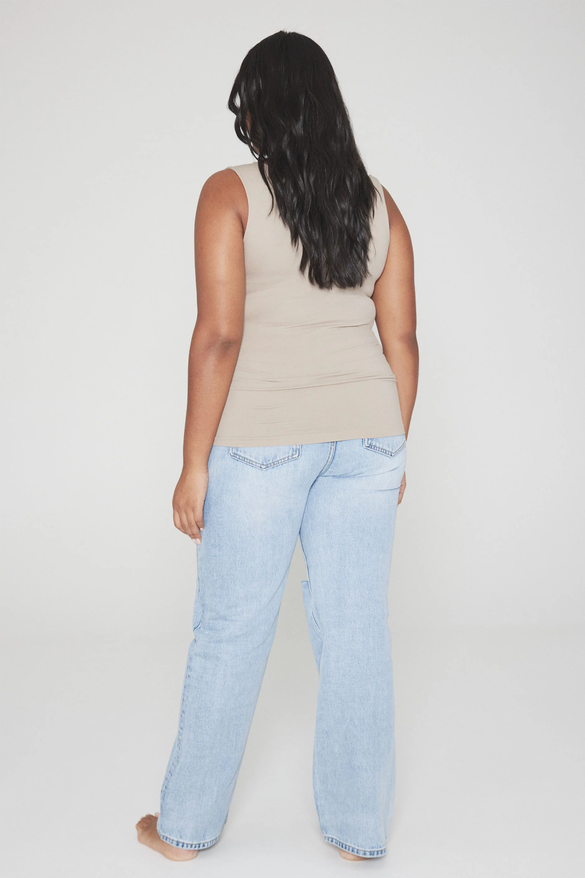 Seamless Scoop Tank - Image 3